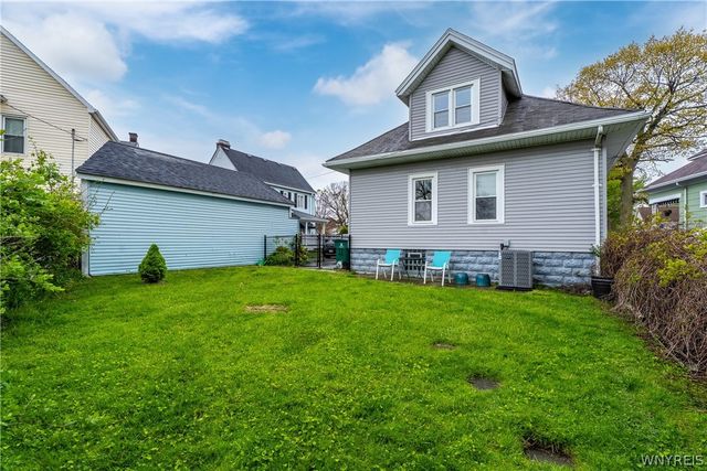 11 Oakhurst Avenue, Buffalo, NY 14220
