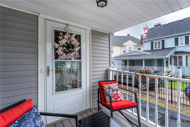 11 Oakhurst Avenue, Buffalo, NY 14220