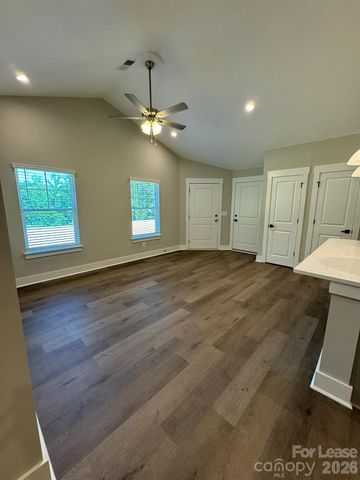 147 Brawley Villas Place, Mooresville, NC 28117