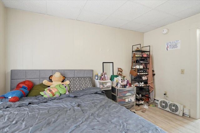 64 Hyde Street, Burlington, VT 05401