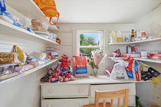 64 Hyde Street, Burlington, VT 05401