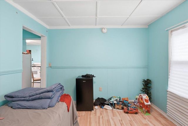 64 Hyde Street, Burlington, VT 05401