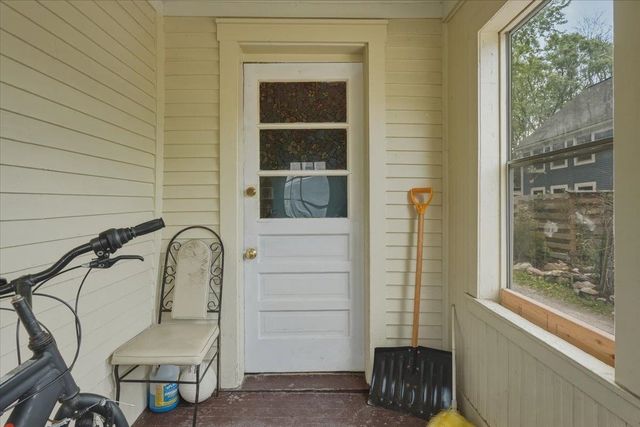 64 Hyde Street, Burlington, VT 05401