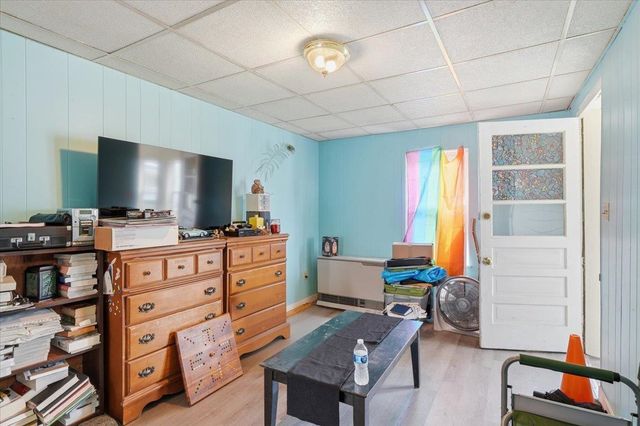 64 Hyde Street, Burlington, VT 05401