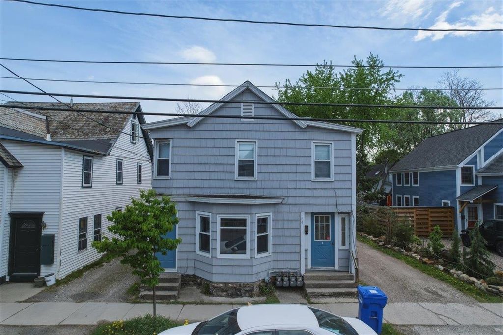 64 Hyde Street, Burlington, VT 05401