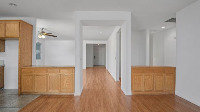 631 N Doree Place, Porterville, CA 93257