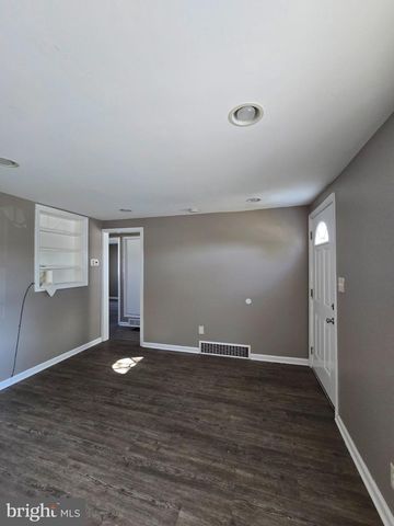 608 PARKINSON AVE, Trenton, NJ 08610