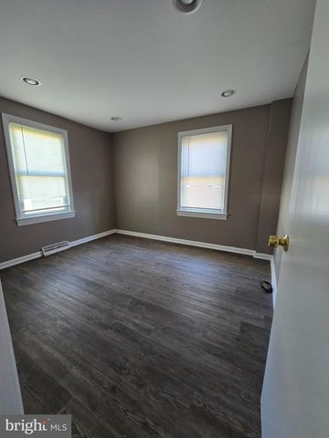 608 PARKINSON AVE, Trenton, NJ 08610