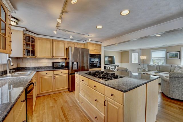 11 Pine Street, Rye, NH 03870