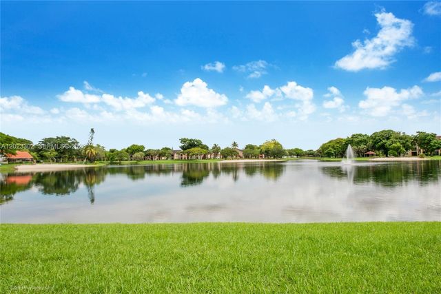 15463 SW 110th Ter, Miami, FL 33196