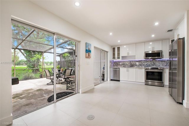 15463 SW 110th Ter, Miami, FL 33196