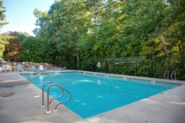 10 Mayfair Court, Mashpee, MA 02649