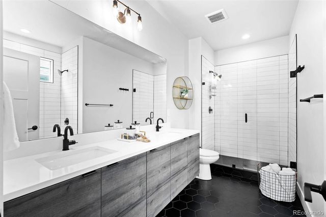 6295 King Court, Denver, CO 80221