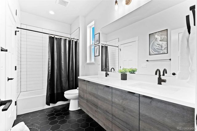 6295 King Court, Denver, CO 80221