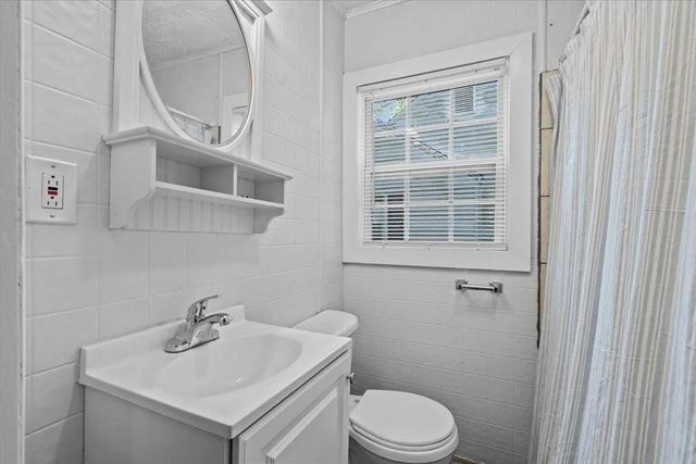 146 White Oak Road, Spartanburg, SC 29301