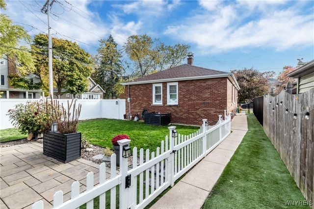 3934 Macklem Avenue, Niagara Falls, NY 14305