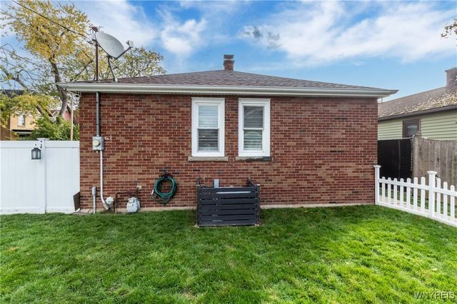 3934 Macklem Avenue, Niagara Falls, NY 14305