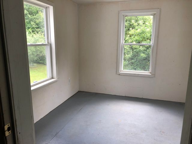 600 Bog Road, Belvidere, VT 05442