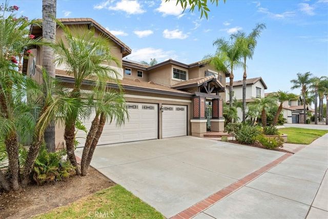 515 Rembrandt, Corona, CA 92882