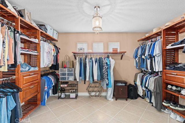 515 Rembrandt, Corona, CA 92882