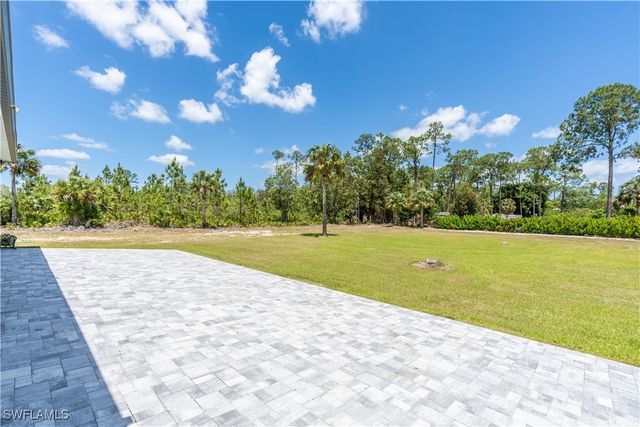 3461 4th AVE NE, Naples, FL 34120