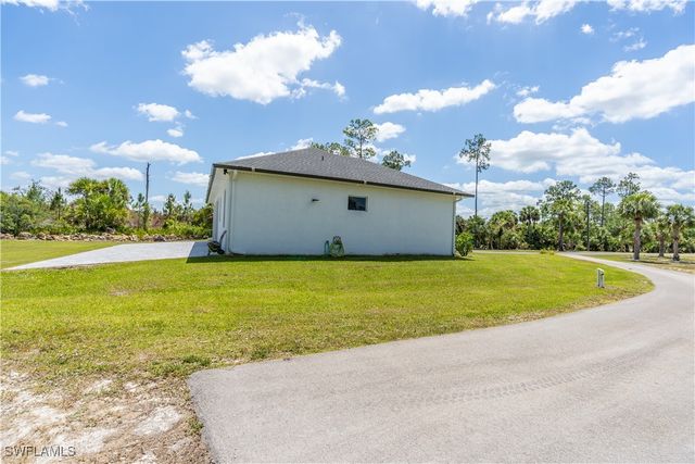 3461 4th AVE NE, Naples, FL 34120