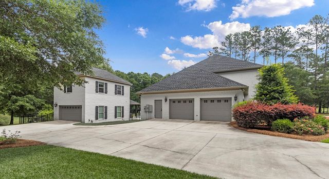 807 Liveoak Trail, Dothan, AL 36305
