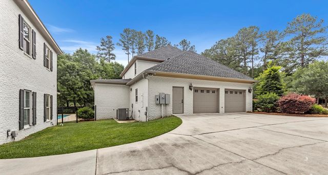 807 Liveoak Trail, Dothan, AL 36305