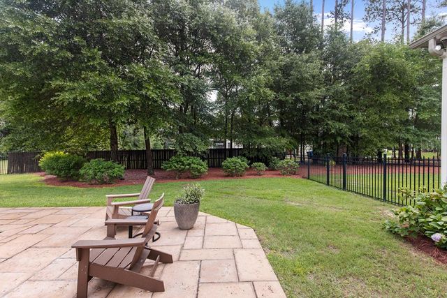 807 Liveoak Trail, Dothan, AL 36305