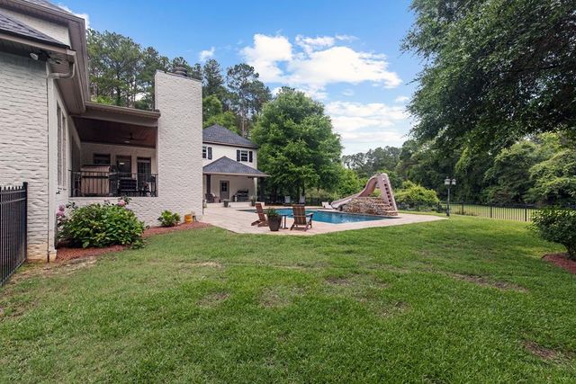 807 Liveoak Trail, Dothan, AL 36305