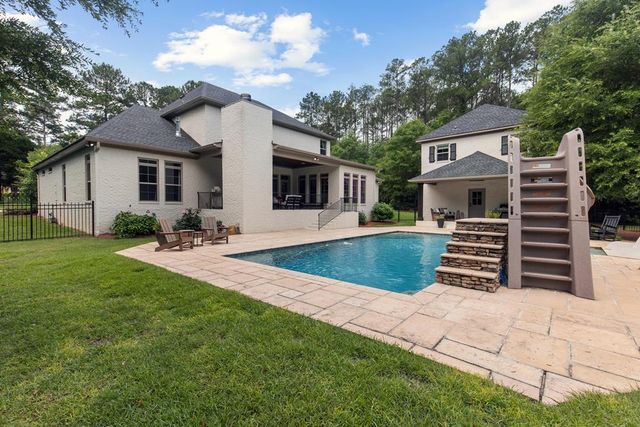 807 Liveoak Trail, Dothan, AL 36305
