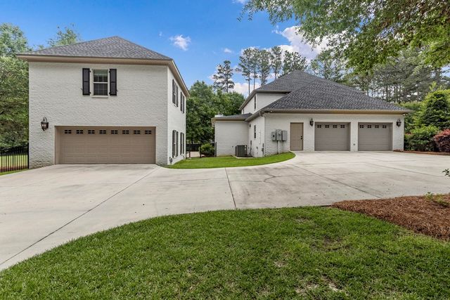 807 Liveoak Trail, Dothan, AL 36305