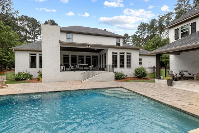 807 Liveoak Trail, Dothan, AL 36305
