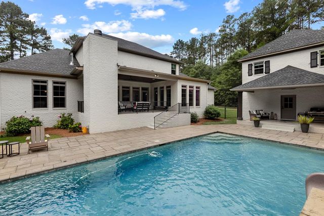 807 Liveoak Trail, Dothan, AL 36305