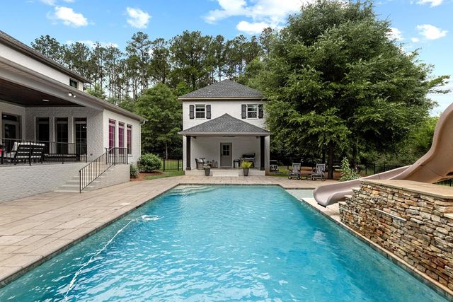 807 Liveoak Trail, Dothan, AL 36305