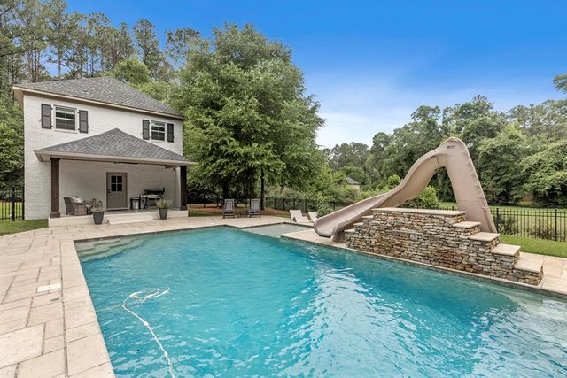 807 Liveoak Trail, Dothan, AL 36305