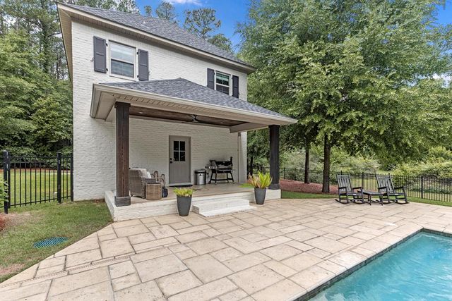 807 Liveoak Trail, Dothan, AL 36305