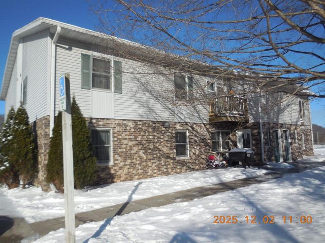 421 S Rebecca Street, Gays Mills, WI 54634