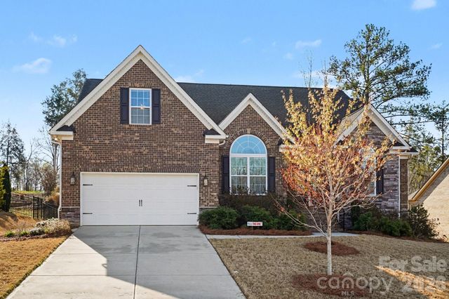 10885 Greenvale Drive, Harrisburg, NC 28075