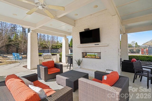 10885 Greenvale Drive, Harrisburg, NC 28075