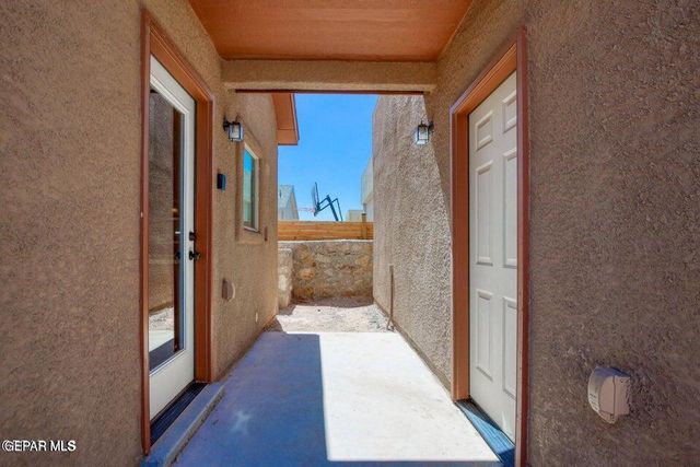 14385 Tobe Davis Drive, Horizon City, TX 79928