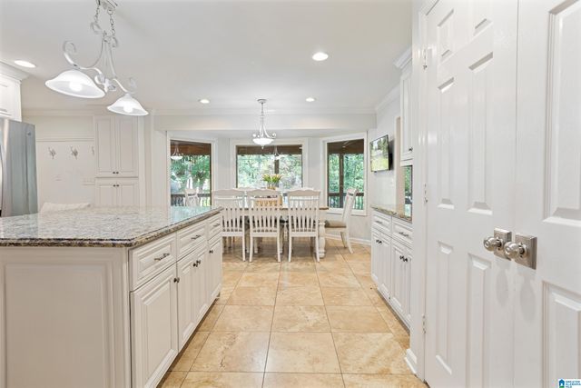 868 RIDGECREST DRIVE, Gardendale, AL 35071