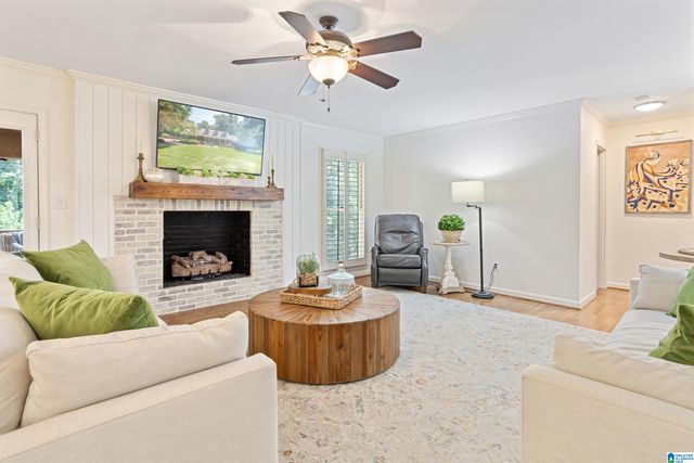 868 RIDGECREST DRIVE, Gardendale, AL 35071