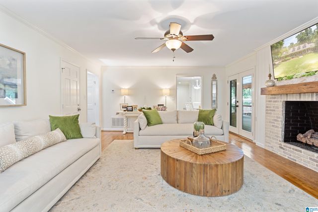 868 RIDGECREST DRIVE, Gardendale, AL 35071