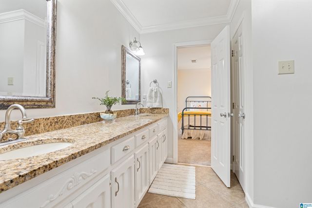 868 RIDGECREST DRIVE, Gardendale, AL 35071