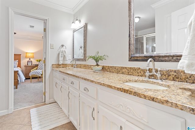 868 RIDGECREST DRIVE, Gardendale, AL 35071