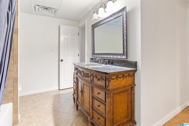 868 RIDGECREST DRIVE, Gardendale, AL 35071