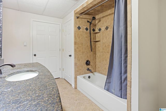 868 RIDGECREST DRIVE, Gardendale, AL 35071