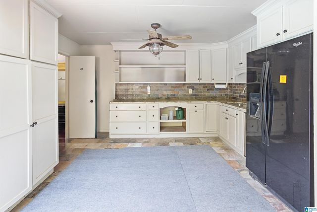 868 RIDGECREST DRIVE, Gardendale, AL 35071