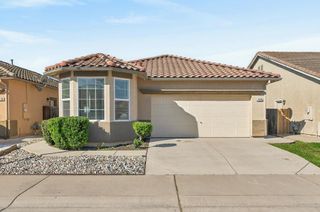 7426 Sun Reign Ln, Sacramento, CA 95823